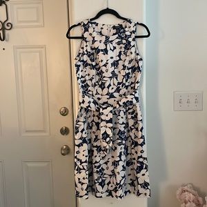 Chaps Sleeveless Floral Dress Size 6